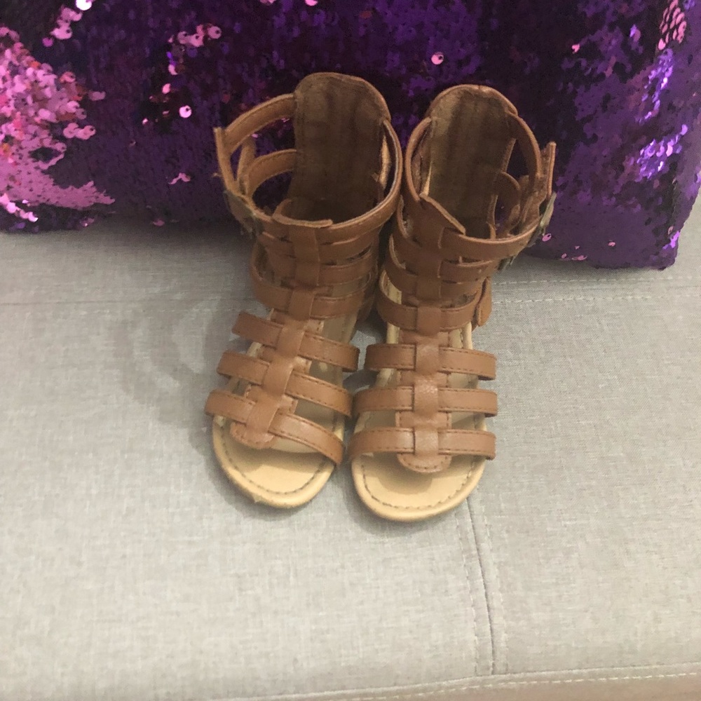 Tan gladiator sandals toddler